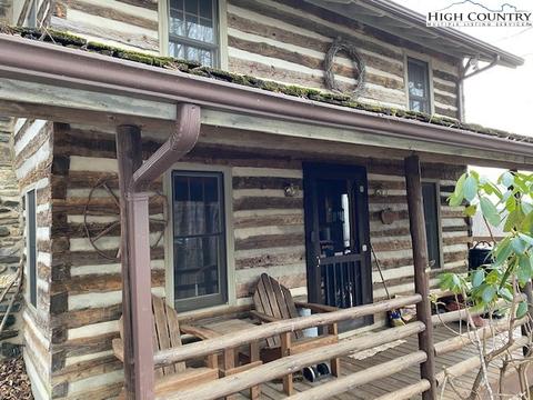 888 Stonebridge Ln, Todd, NC 28684 photo 3