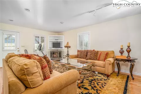101 Oz Cir, Beech Mountain, NC 28604 photo 29