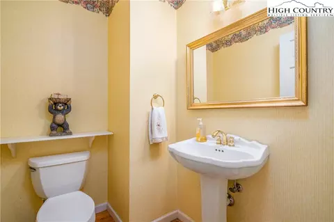 101 Oz Cir, Beech Mountain, NC 28604 photo 15