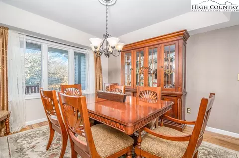 101 Oz Cir, Beech Mountain, NC 28604 photo 16