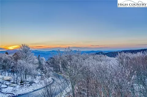 101 Oz Cir, Beech Mountain, NC 28604 photo 3