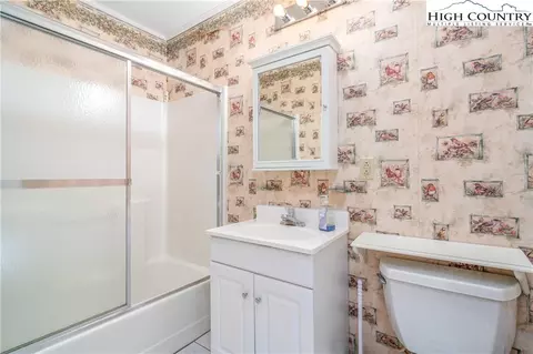 101 Oz Cir, Beech Mountain, NC 28604 photo 31