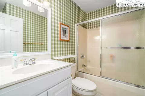 101 Oz Cir, Beech Mountain, NC 28604 photo 25