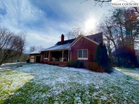 388 Cherry Dr, Boone, NC 28607 photo 2