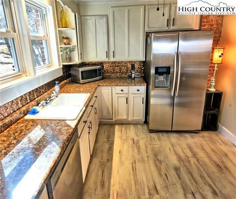 421 Low Gap Rd, Jefferson, NC 28640 photo 14