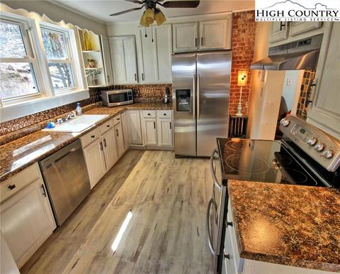 421 Low Gap Rd, Jefferson, NC 28640 photo 16