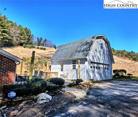421 Low Gap Rd, Jefferson, NC 28640 photo 6
