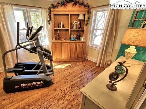 421 Low Gap Rd, Jefferson, NC 28640 photo 18