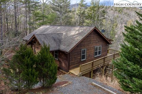 328 W Laurel Cir, Deep Gap, NC 28618 photo 2