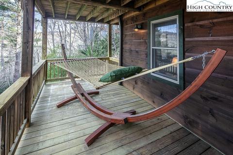 328 W Laurel Cir, Deep Gap, NC 28618 photo 29