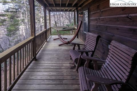 328 W Laurel Cir, Deep Gap, NC 28618 photo 27