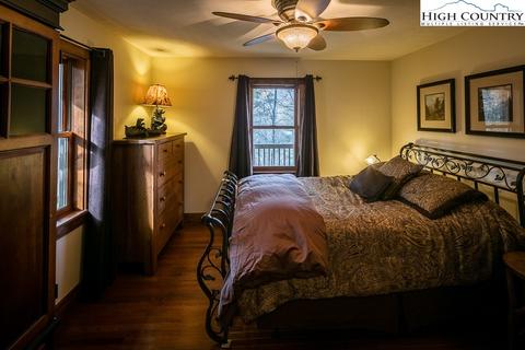 328 W Laurel Cir, Deep Gap, NC 28618 photo 21