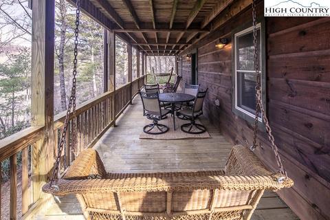 328 W Laurel Cir, Deep Gap, NC 28618 photo 28