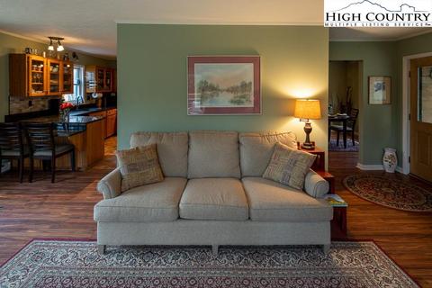132 Grapevine Cir, Boone, NC 28607 photo 10