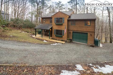 132 Grapevine Cir, Boone, NC 28607 photo 3