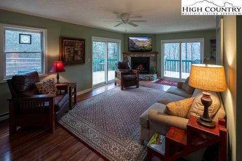 132 Grapevine Cir, Boone, NC 28607 photo 7