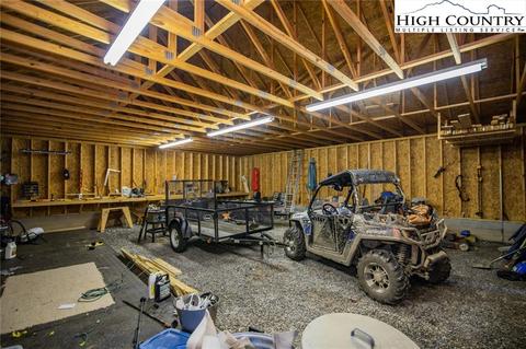 4692 Staghorn Rd, Purlear, NC 28665 photo 45