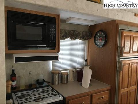 539 White Pine Dr, Ennice, NC 28623 photo 16