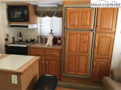 539 White Pine Dr, Ennice, NC 28623 photo 20
