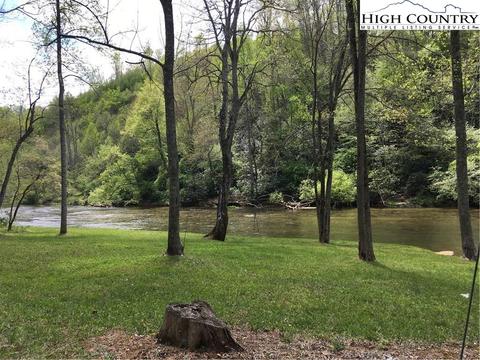 539 White Pine Dr, Ennice, NC 28623 photo 9