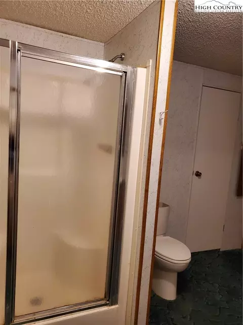 507 Henry Powers Rd, Lansing, NC 28643 photo 8