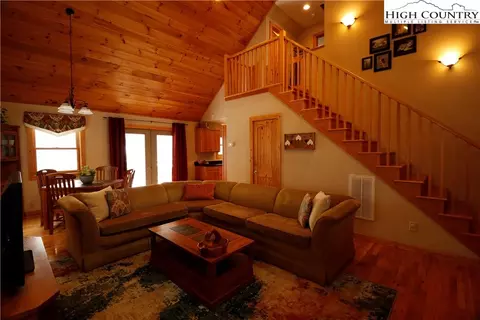 170 Brady Ln, Deep Gap, NC 28618 photo 15
