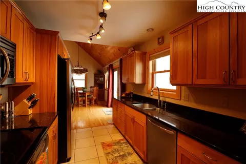 170 Brady Ln, Deep Gap, NC 28618 photo 26