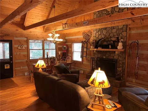 294 Hawks Lake Dr, Seven Devils, NC 28604 photo 4