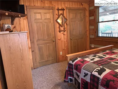 294 Hawks Lake Dr, Seven Devils, NC 28604 photo 10