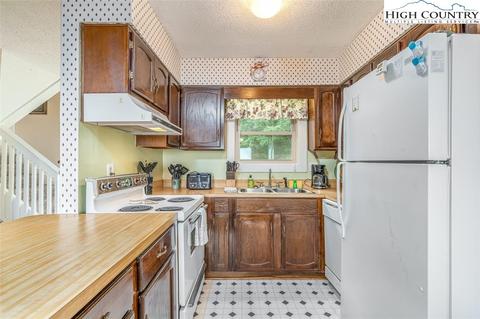 301 Mariah Cir #E-19, Beech Mountain, NC 28604 photo 13