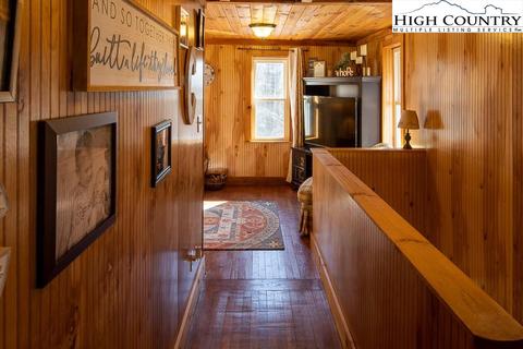 1321 Orchard Rd, Deep Gap, NC 28618 photo 3