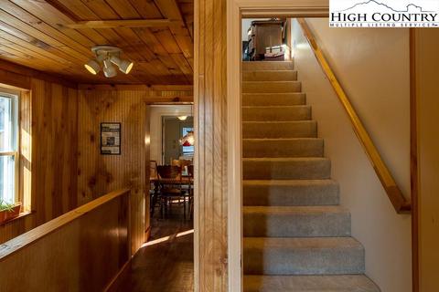 1321 Orchard Rd, Deep Gap, NC 28618 photo 23