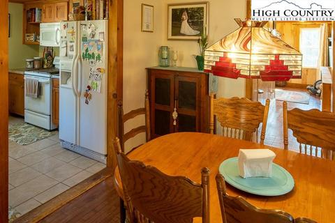 1321 Orchard Rd, Deep Gap, NC 28618 photo 11