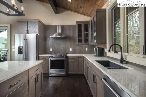153 Sweetspire Ln, Boone, NC 28607 photo 9