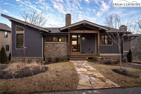 153 Sweetspire Ln, Boone, NC 28607 photo 2