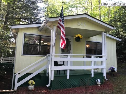 242 Hemlock Loop, Newland, NC 28657 photo 1