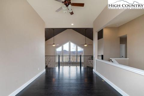 125 Meadowview Ct, Seven Devils, NC 28604 photo 24