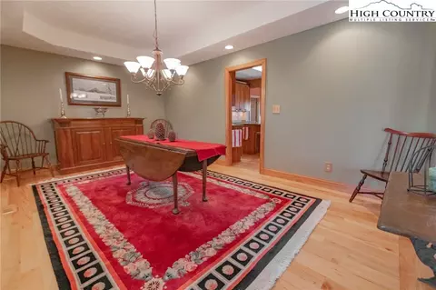 143 High Knob Rd, Deep Gap, NC 28618 photo 17