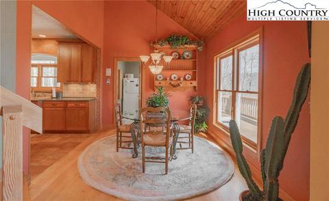 143 High Knob Rd, Deep Gap, NC 28618 photo 12