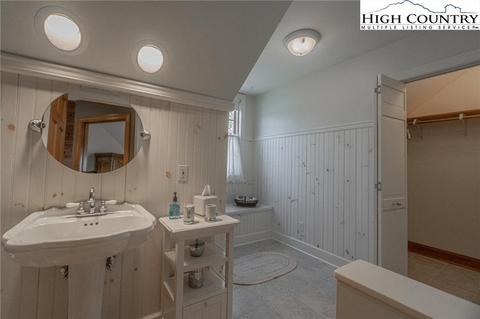 143 High Knob Rd, Deep Gap, NC 28618 photo 26