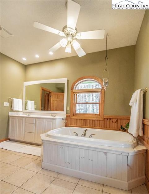143 High Knob Rd, Deep Gap, NC 28618 photo 21