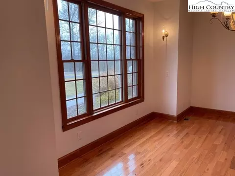 365 Highpoint Ln, Independence, VA 24348 photo 11