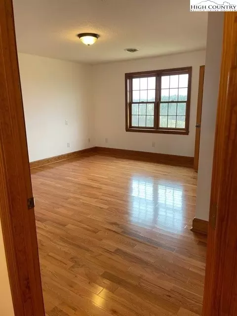 365 Highpoint Ln, Independence, VA 24348 photo 22