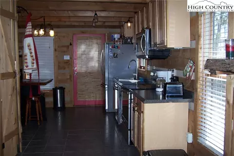 3545 Wildcat Rd, Deep Gap, NC 28618 photo 14