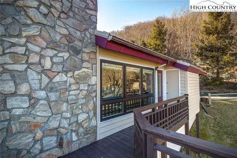 501 Skiview Rd, Seven Devils, NC 28604 photo 26