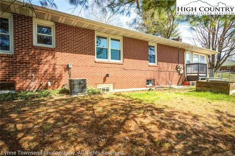 829 Stadium Dr, Boone, NC 28607 photo 28