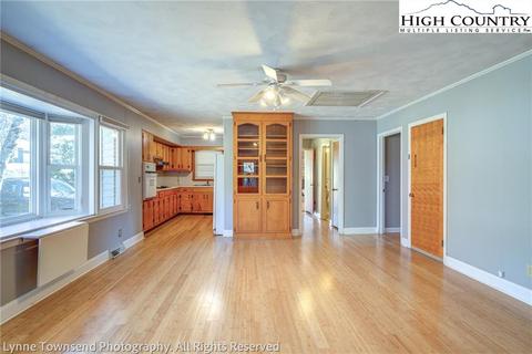 829 Stadium Dr, Boone, NC 28607 photo 5