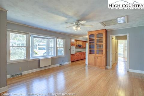 829 Stadium Dr, Boone, NC 28607 photo 8