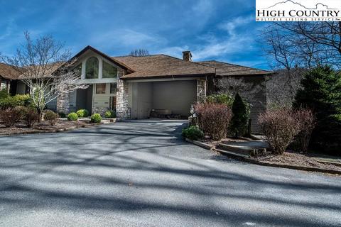 601 The Frst UNIT 4, Boone, NC 28607 photo 30