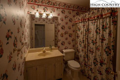 601 The Frst UNIT 4, Boone, NC 28607 photo 27